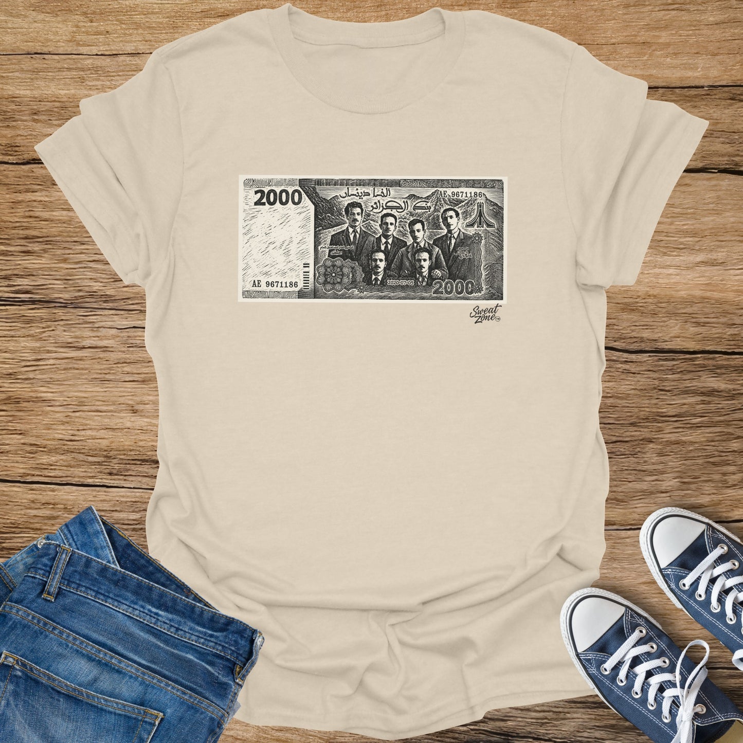 T-shirt featuring a monochromatic graphic based on Algerian 2000 Dinar banknote.