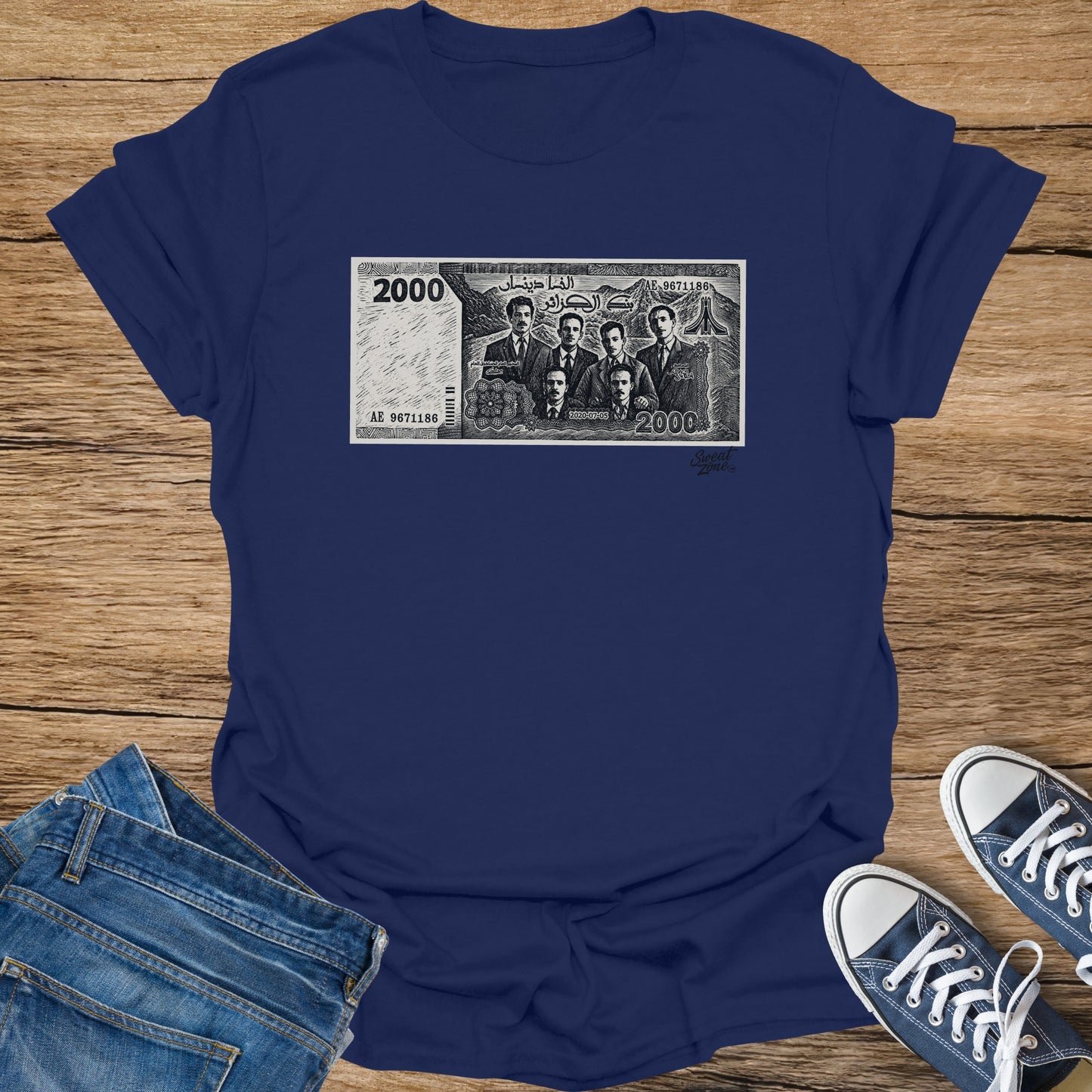 Navy t-shirt with a graphic resembling Algerian 2000 dinar banknote.