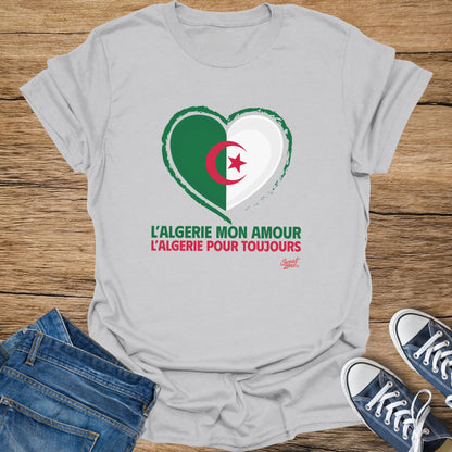 Gray t-shirt with heart shape of Algeria flag and text L'ALGERIE MON AMOUR.