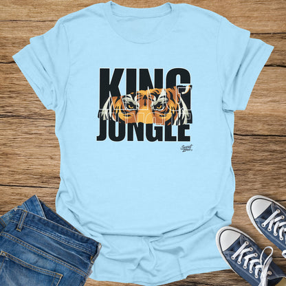 Light blue t-shirt with "KING JUNGLE" text and tiger graphic.