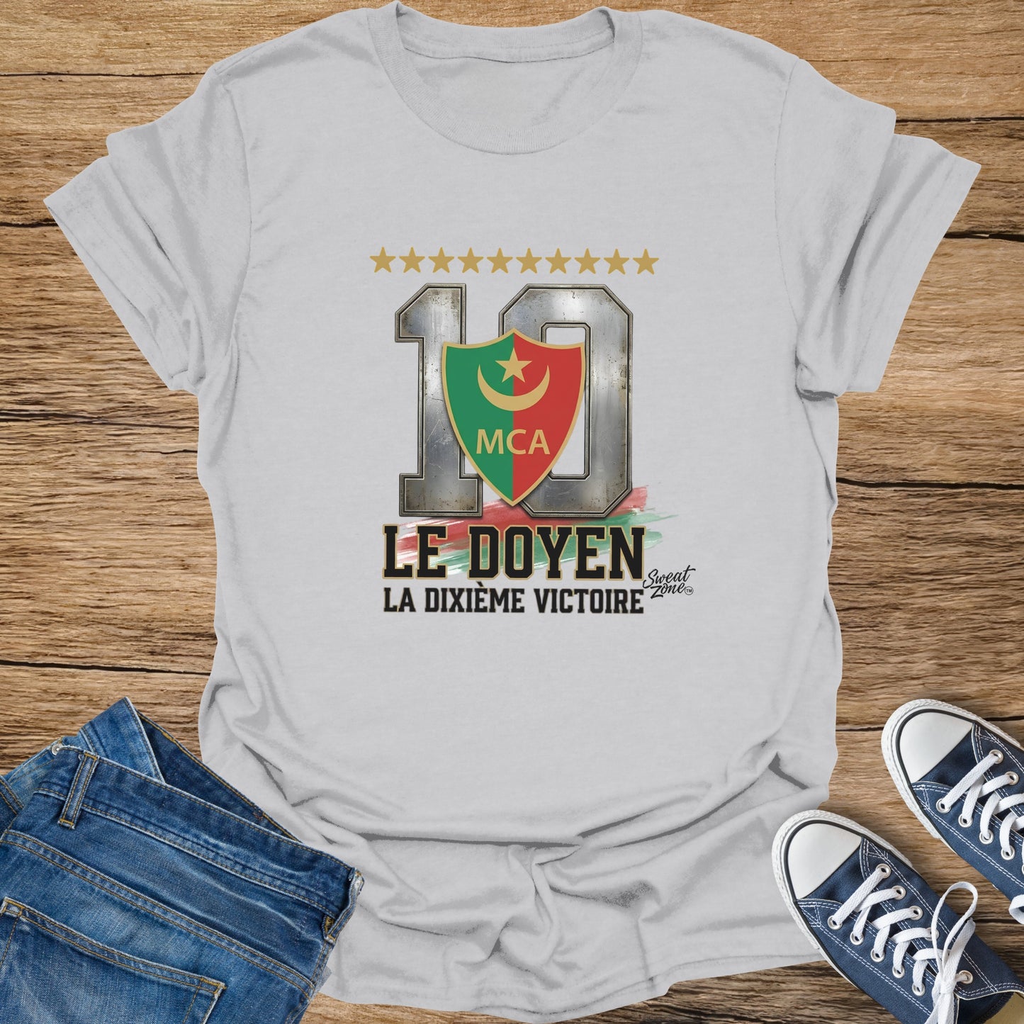 Gray t-shirt with "10 LE DOYEN LA DIXIÈME VICTOIRE" and a coat of arms.